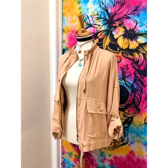 π Beautiful summer jacket - Picture 3 of 11